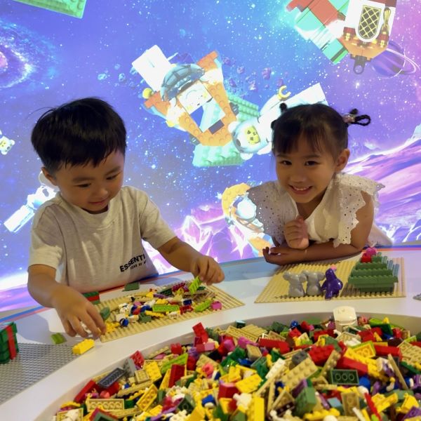 荃灣LEGO Bricktopia沉浸式太空主題遊樂園！4大必玩空間、門票價錢