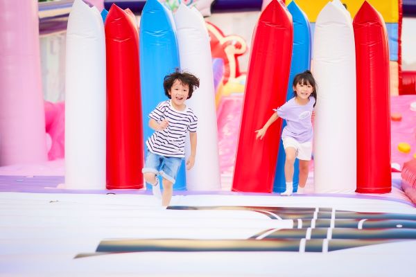 親子必去熱點！將軍澳Barbapapa戶外充氣樂園３大主題打卡位